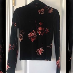 Antistar velvet long sleeve top